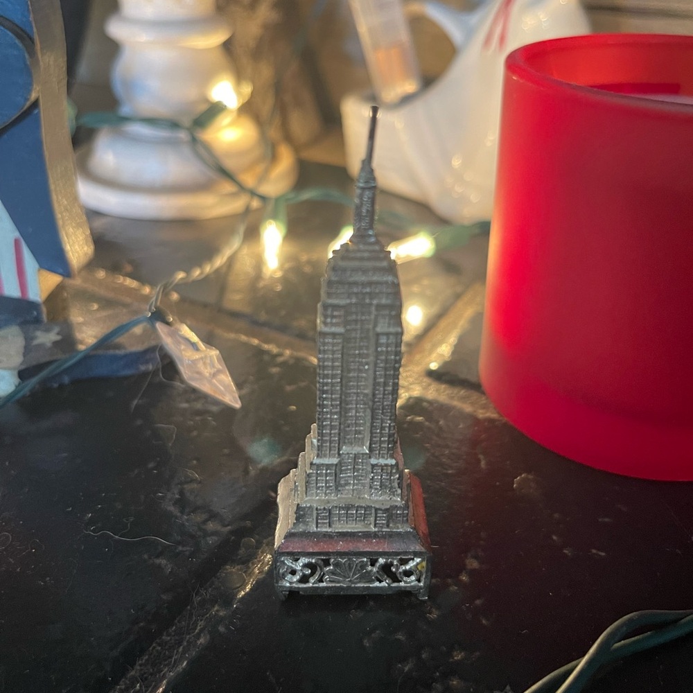 Vintage Japan  Empire State Building Miniature pencil sharpener